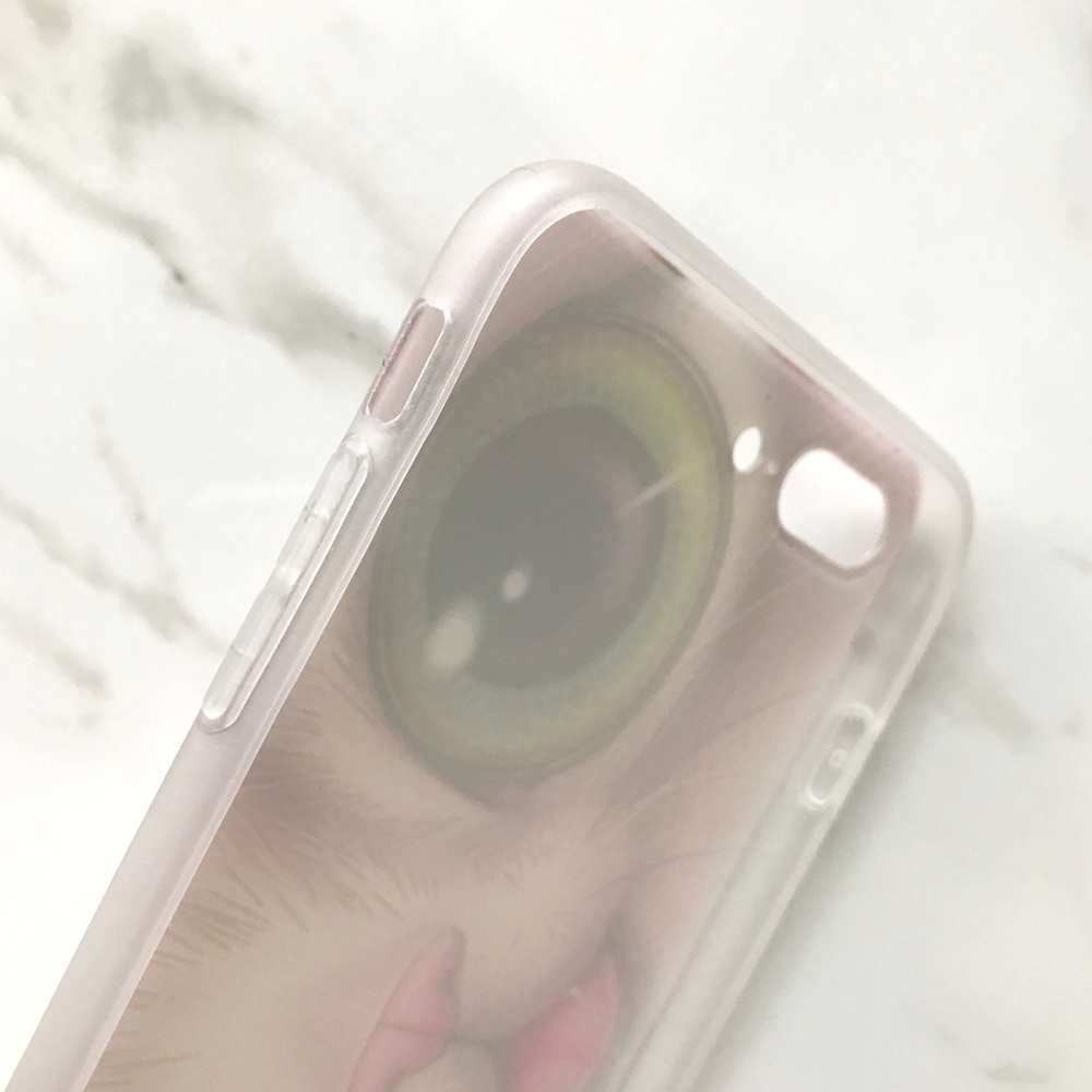 NEW iPhone 7 Plus/8 Plus Soft Bright-eyed Cat Case - Picture 2 of 3